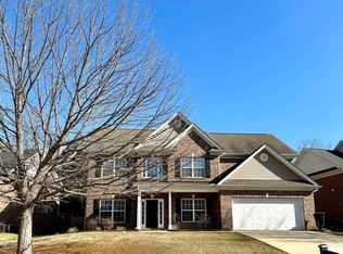 136 Colfax Dr, Boiling Springs, SC 29316