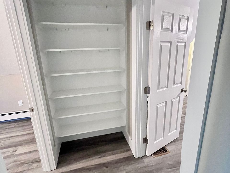 Built-in Bookshelf