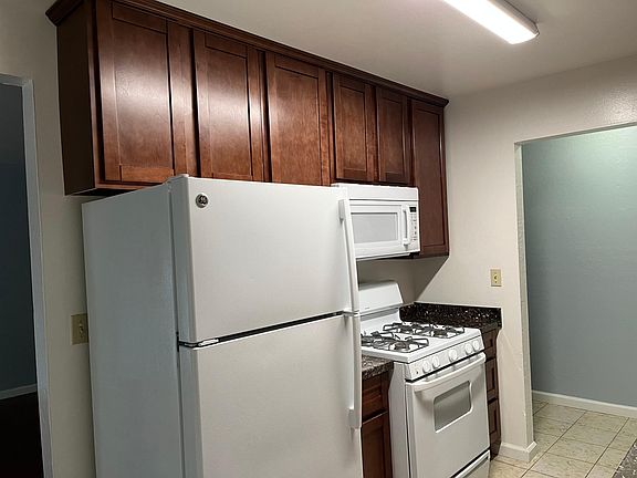 2nd image of 3585 Granada Ave #3