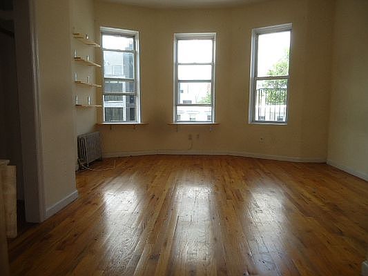 1st image of 524 Lafayette Ave APT 11