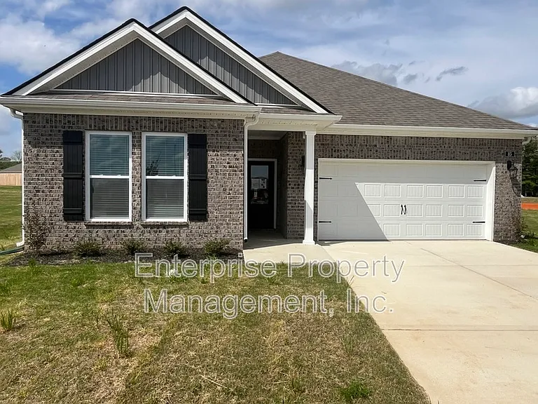 85 Burr Oak Cv — Photo 1