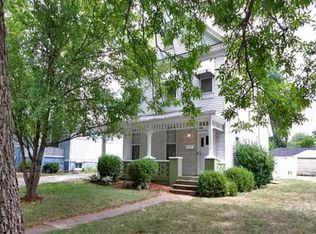 816 Troy Rd, Edwardsville, IL 62025