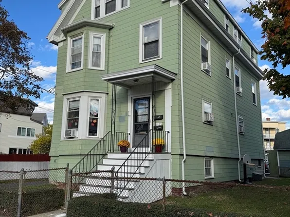 43 Baker St, Lynn, MA 01902