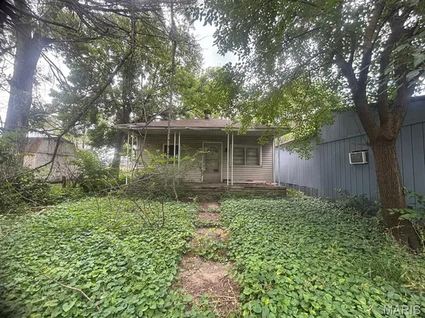 1406 Rhodes St, Granite City, IL 62040