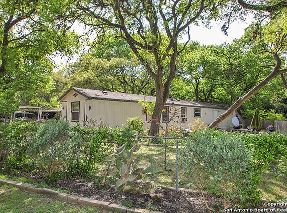 3rd image of 25111 Brewer Dr