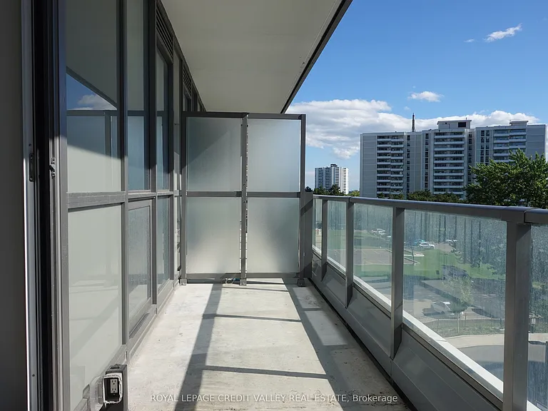 32 Forest Manor Rd #401 — Photo 17