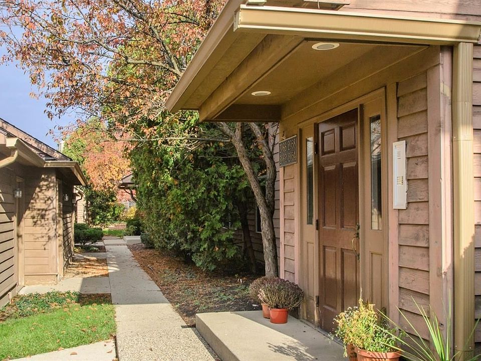 1st image of 2058 Bent Trail Ct