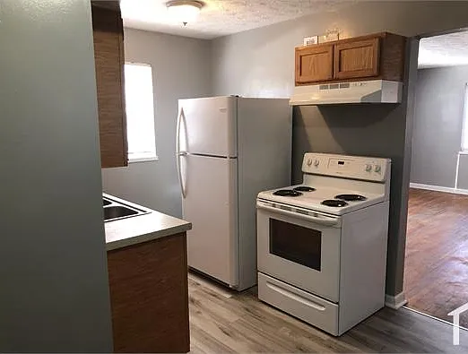 52 E Burton Ave #4 — Photo 7