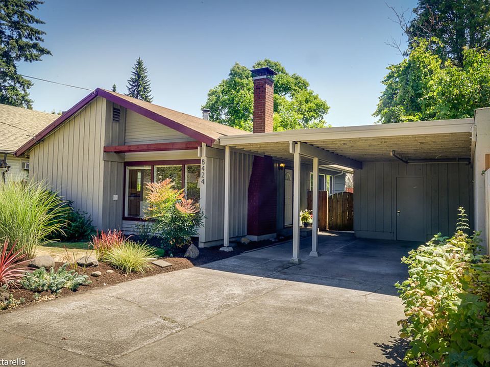 1st image of 8424 NE Hassalo St