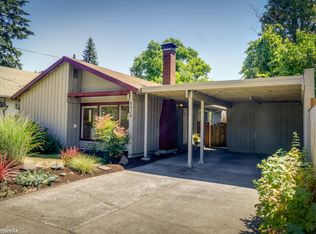 8424 NE Hassalo St, Portland, OR 97220