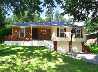 2916 Tepee Ave, Independence, MO 64057