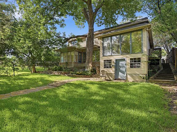 2nd image of 6815 Lyre Ln