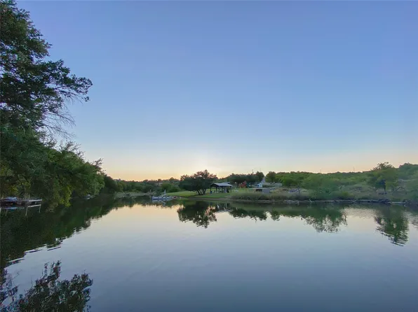 1127 Brackeen Dr, Graford, TX 76449
