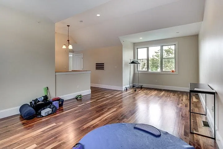 244 Adams St #2 — Photo 20