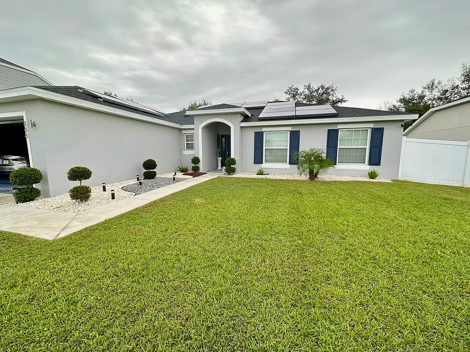 448 Britten Dr