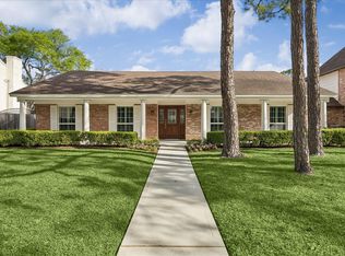 10906 Piping Rock Ln, Houston, TX 77042