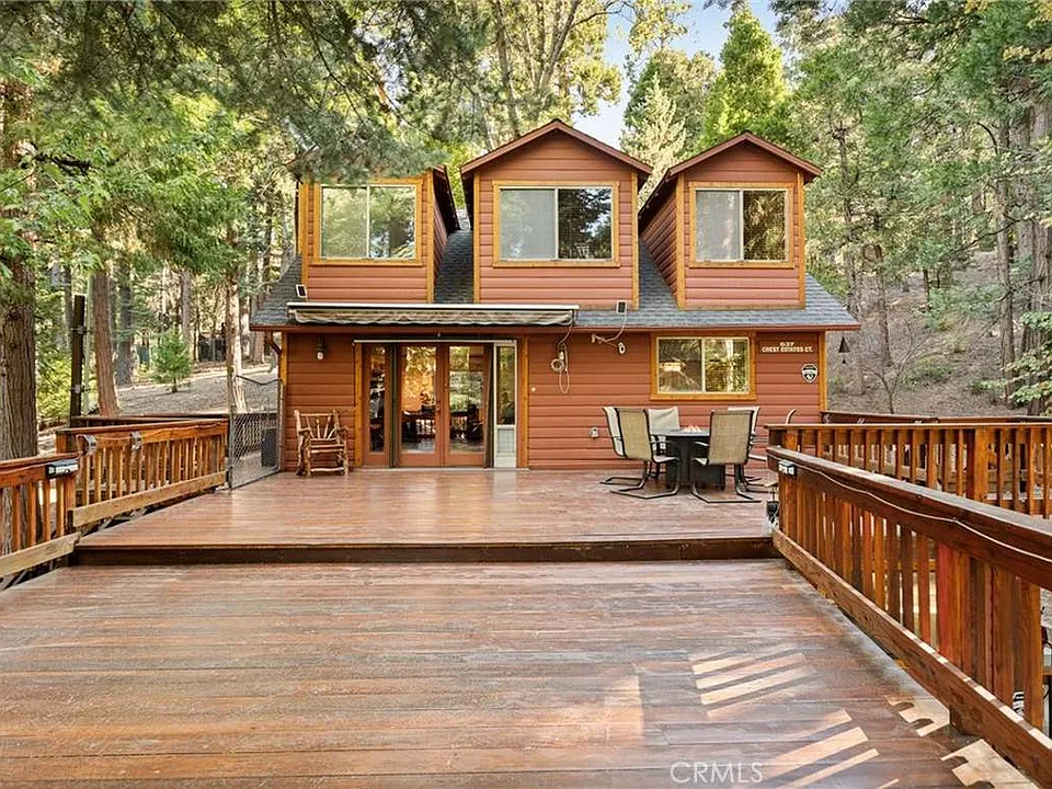 637 Crest Estates Ct