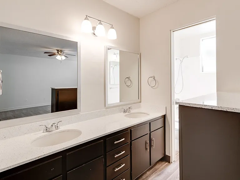 Antone Apartments — Photo 75