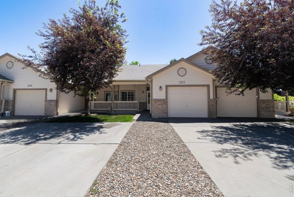 382 Audrey Dr