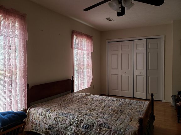 Large bedroom