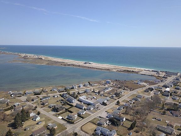 Misquamicut Fire Dist