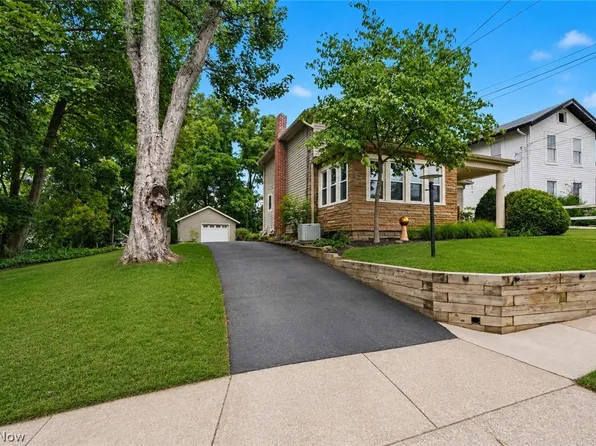 452 Market St E, Canal Fulton, OH 44614