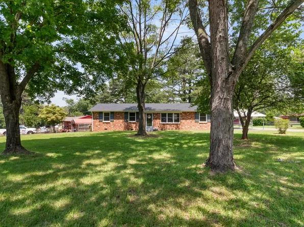 113 Saratoga Dr, Clarksville, TN 37042