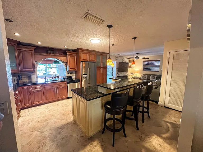 SW 144th Ct — Photo 16