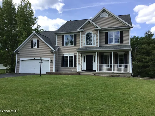 10 Reynolds Court, Delmar, NY 12054
