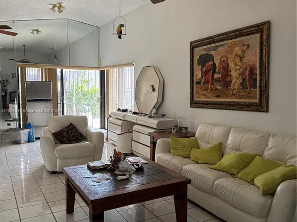 19375 SW 123rd Ave, Miami, FL 33177