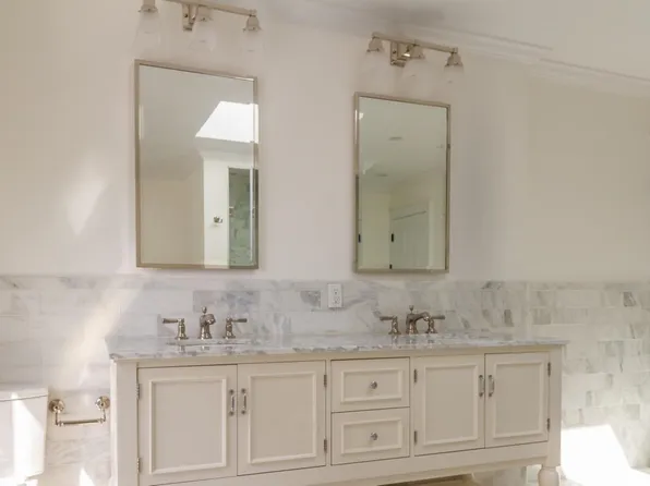 329 5 8th Street image 12 of 20