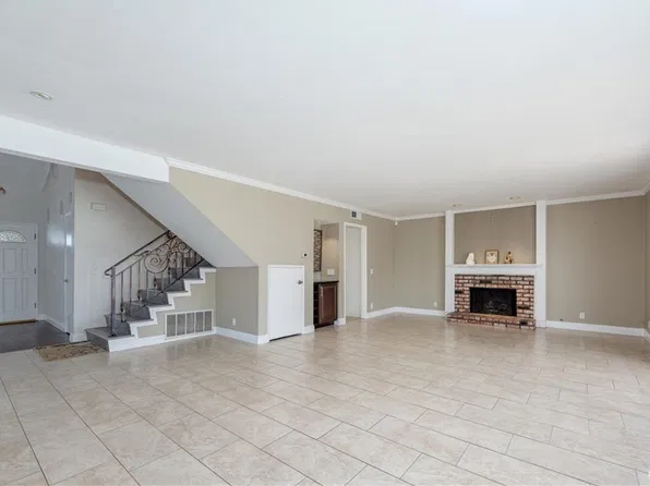 18377 Stanislaus St, Fountain Valley, CA 92708