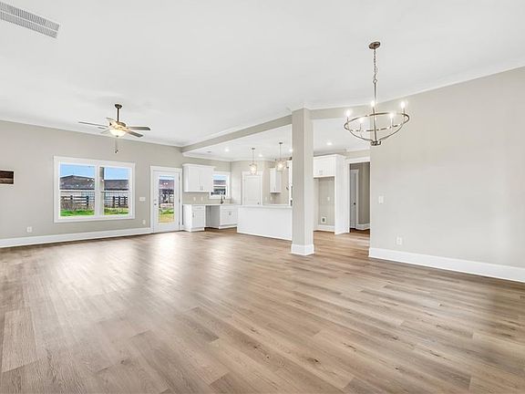 3rd image of 680 Snapping Shoals Rd