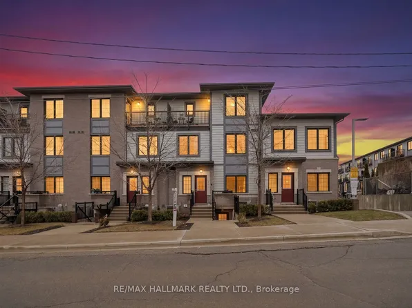 9 Forbes Ave #2, Toronto, ON M6M 0B5