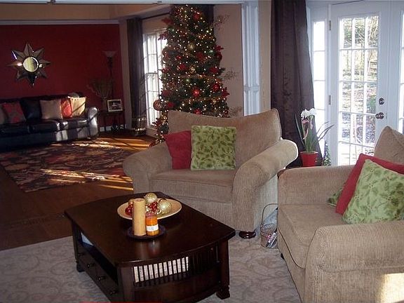 30' combined great room also open to Kitchen