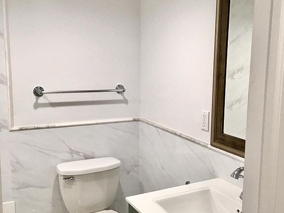 3rd image of 726 Bergen St APT 1