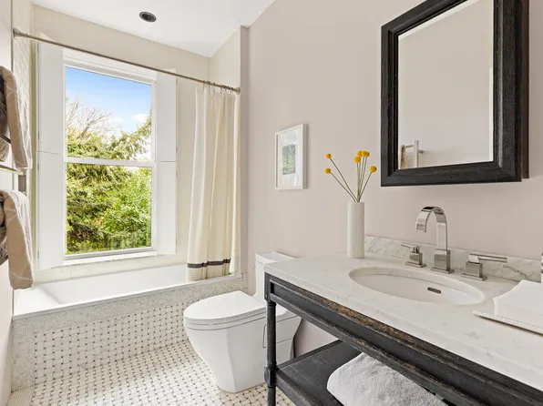 226 6th Avenue image 16 of 20