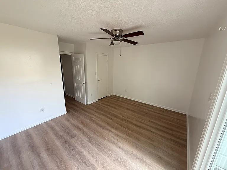 3916 Buchanan Dr — Photo 9