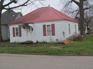 155 E Chestnut St, Bridgeport, IL 62417