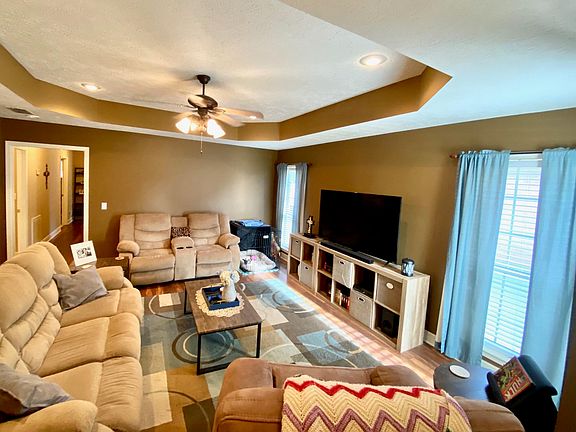 4th image of 209 John Wesley Dr