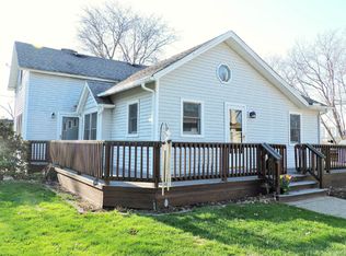 24806 Kennedy Ridge Rd, North Olmsted, OH 44070