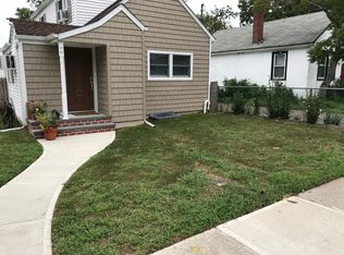66 Belford Ave, Bay Shore, NY 11706