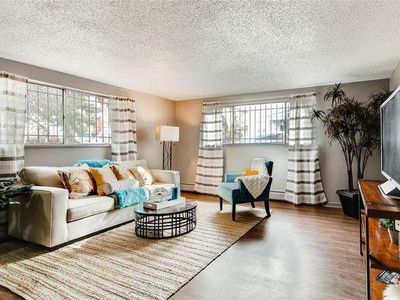 1131 N Lafayette St APT 102, Denver, CO, 80218
