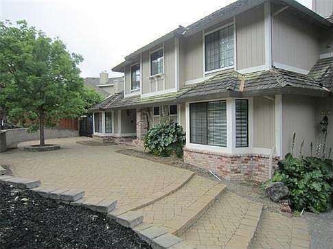 1st image of 149 Vinecrest Cir