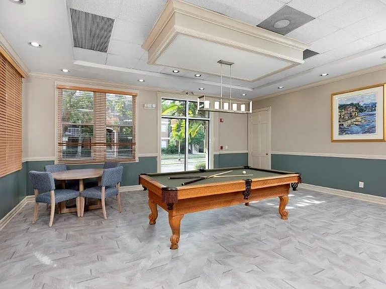 Club Mira Lago Apartments — Photo 10