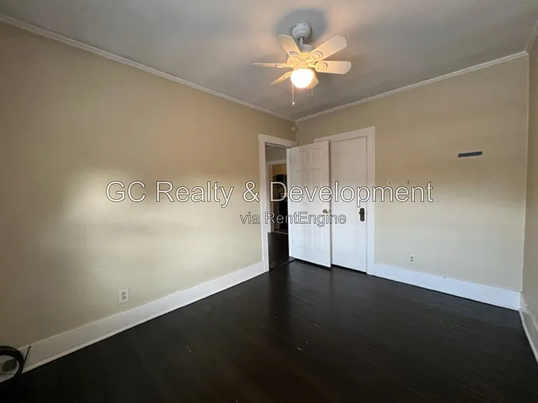 534 Crescent Blvd — Photo 9