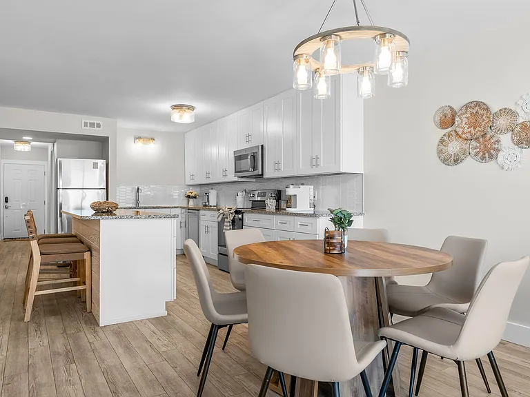 5801 Thomas Dr #824 — Photo 29