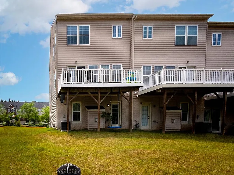 3827 Cullingworth Rd — Photo 23