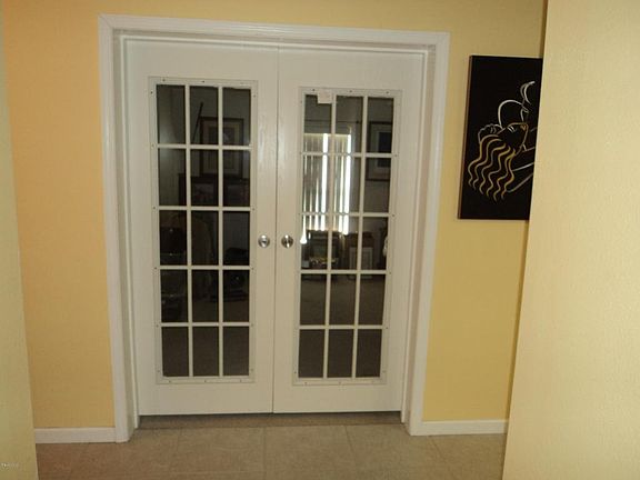 5th image of 1067 Barefoot Cir