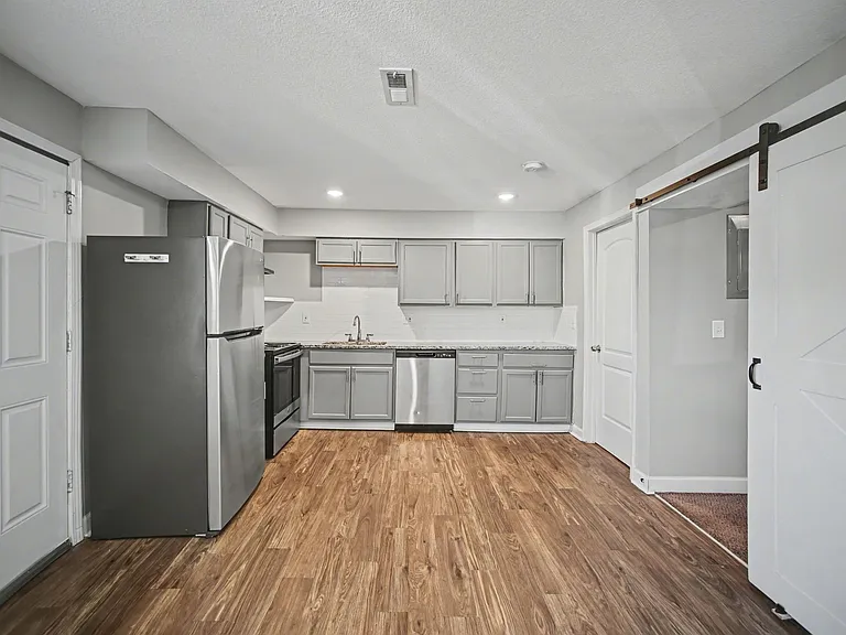 Cimarron Apartments — Photo 6